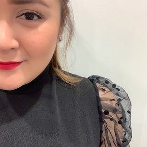 Meet your Posher, Jillian